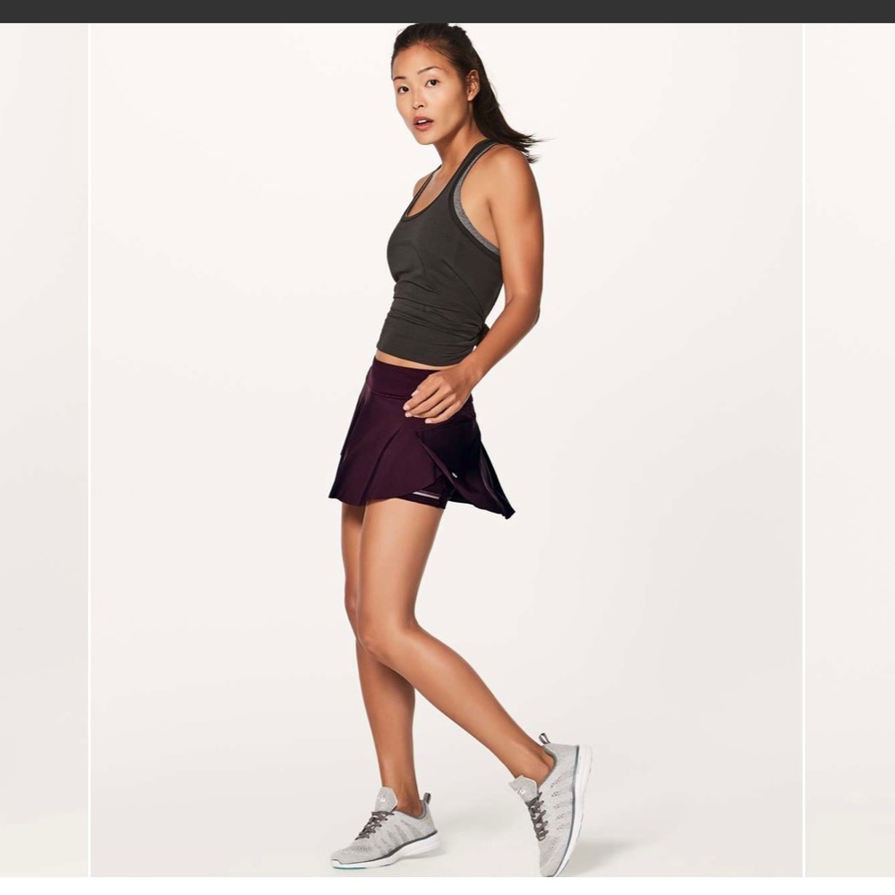 Lululemon"Quick Pace Skirt-(13") Dark Adobe - Picture 4 of 16